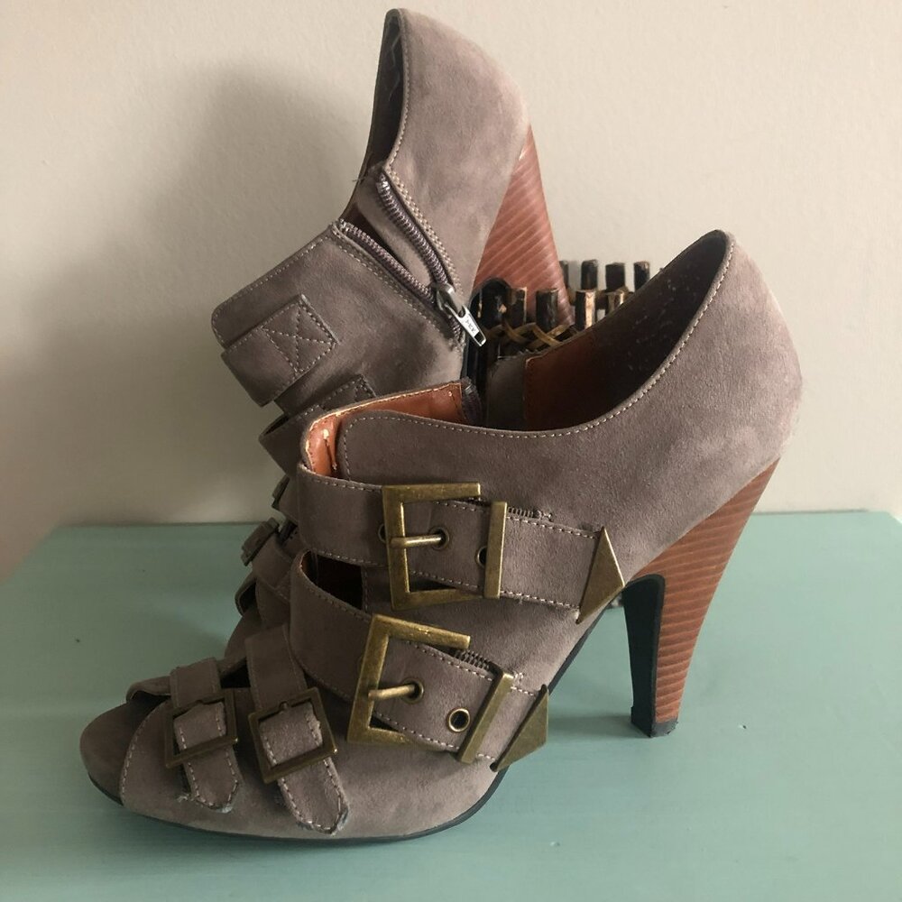 👛 (ANY 2/$30) FOOT CANDY Suede with 4" Faux Wood Heels, Buckles